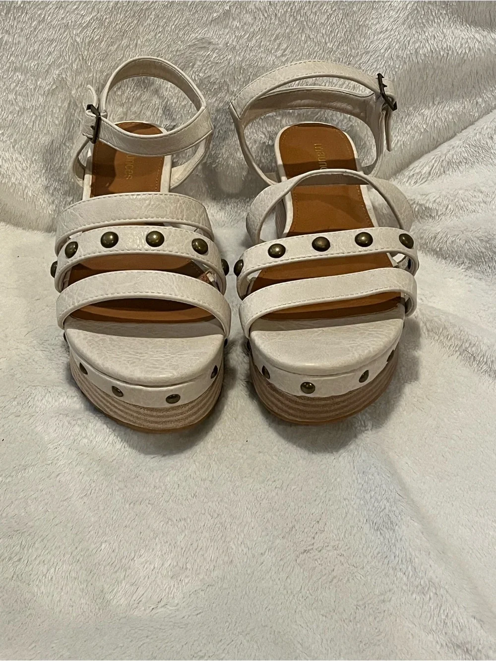 Wedge Platform Ankle Strap Sandals in Off-White Size 8 Never Worn